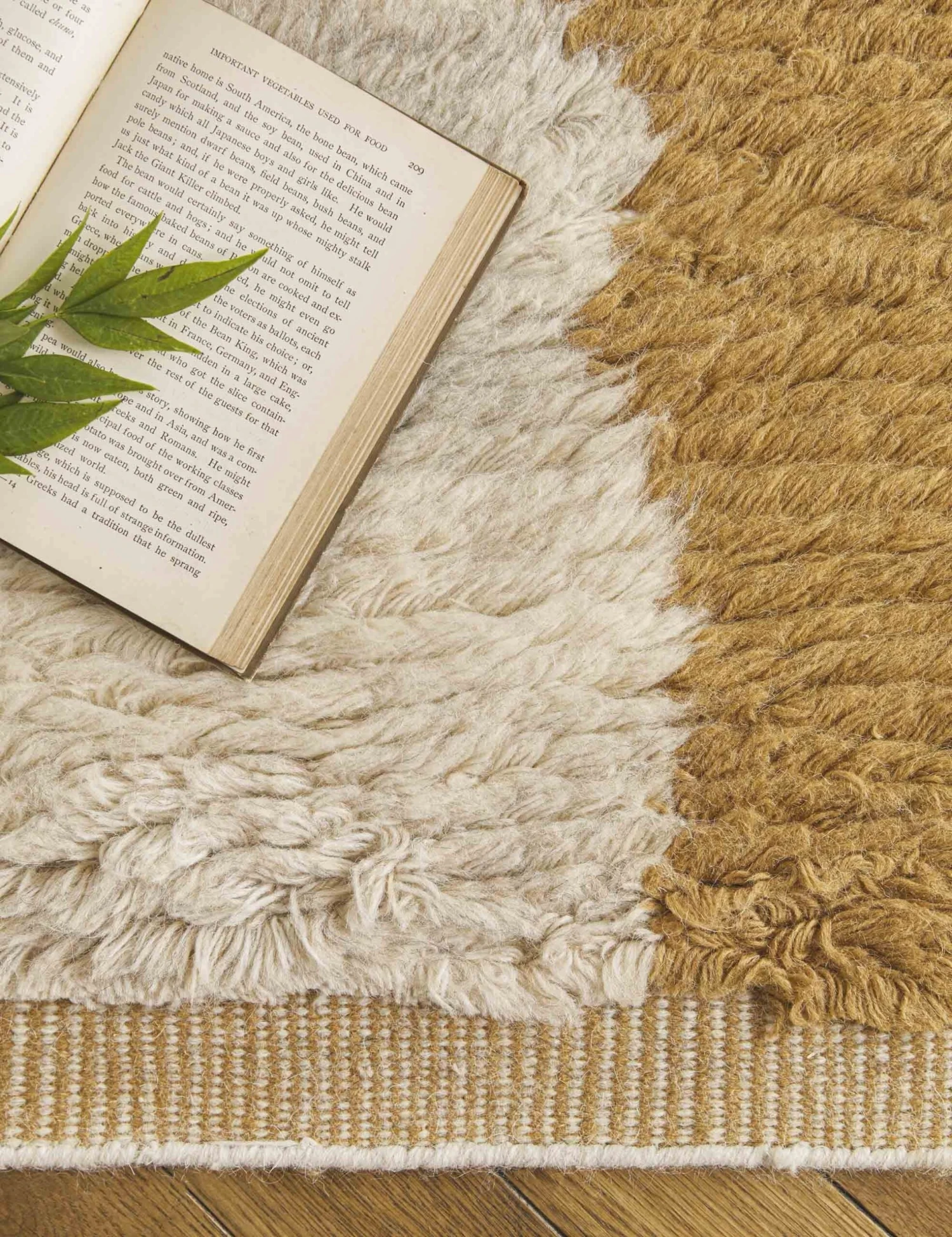 Xavier Moroccan Rug 3 Xavier Moroccan Rug - Image 3