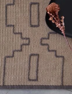 Roana Indoor / Outdoor Rug -Home Furnishings Store 20210210 outdoor rug topdowns3096 site crop