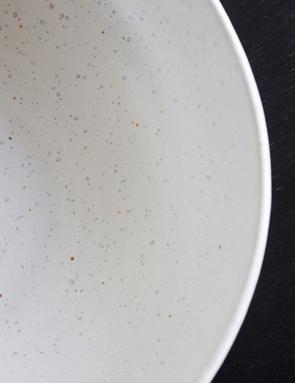 Weilan Low Serving Bowl, Black/Brown 8 Weilan Low Serving Bowl, Black/Brown - Image 8