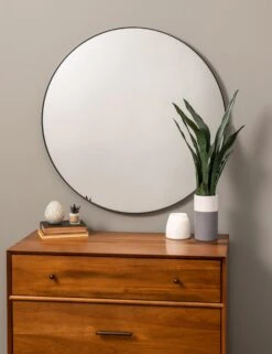 Apryl Round Mirror -Home Furnishings Store 41997 3 83b50e9c 3bd4 4faf 905d 5ae6885e964d