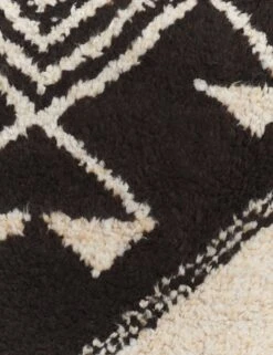 Ethyn Vintage Runner Rug, 3'3" X 11'3" -Home Furnishings Store A0653587 3297