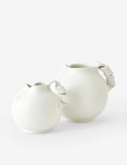 Curt Pitchers By Ashley Childers -Home Furnishings Store ASH3.30049 ASH3.30050 3 ac032508 e649 4088 8670 8f46b7c095dd