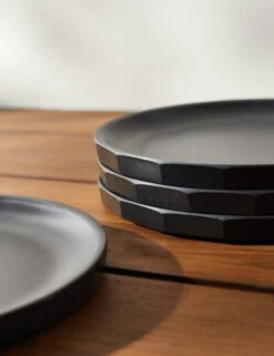 Alfresco Bamboo Salad Plates (Set Of 4) 12 Alfresco Bamboo Salad Plates (Set Of 4) -Home Furnishings Store AlfrescoBambooSaladPlate black Setof4 3675