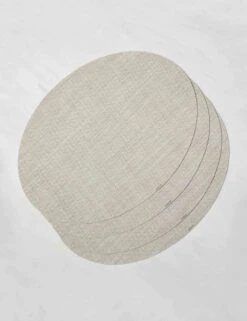 Mini Basketweave Oval Placemat (Set Of 4) By Chilewich -Home Furnishings Store ChilewichMiniBasketweaveOvalPlacemat Parchment Setof4 6241