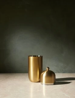 Colin Cocktail Shaker -Home Furnishings Store ColinCocktailShaker 13410 SITECROP