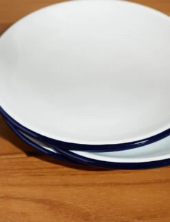 Enamelware Salad Plate (Set Of 4) By Crow Canyon -Home Furnishings Store Enamelware Salad Plate Blue Rim Set of 4 9803