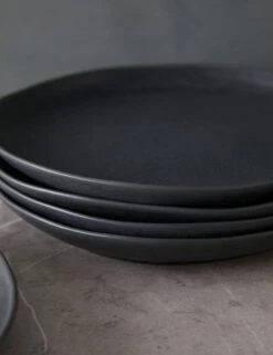 Livia Dinner Plate (set Of 6) By Costa Nova -Home Furnishings Store LiviaDinnerPlate Setof6 byCasafina Black L0467308 1989