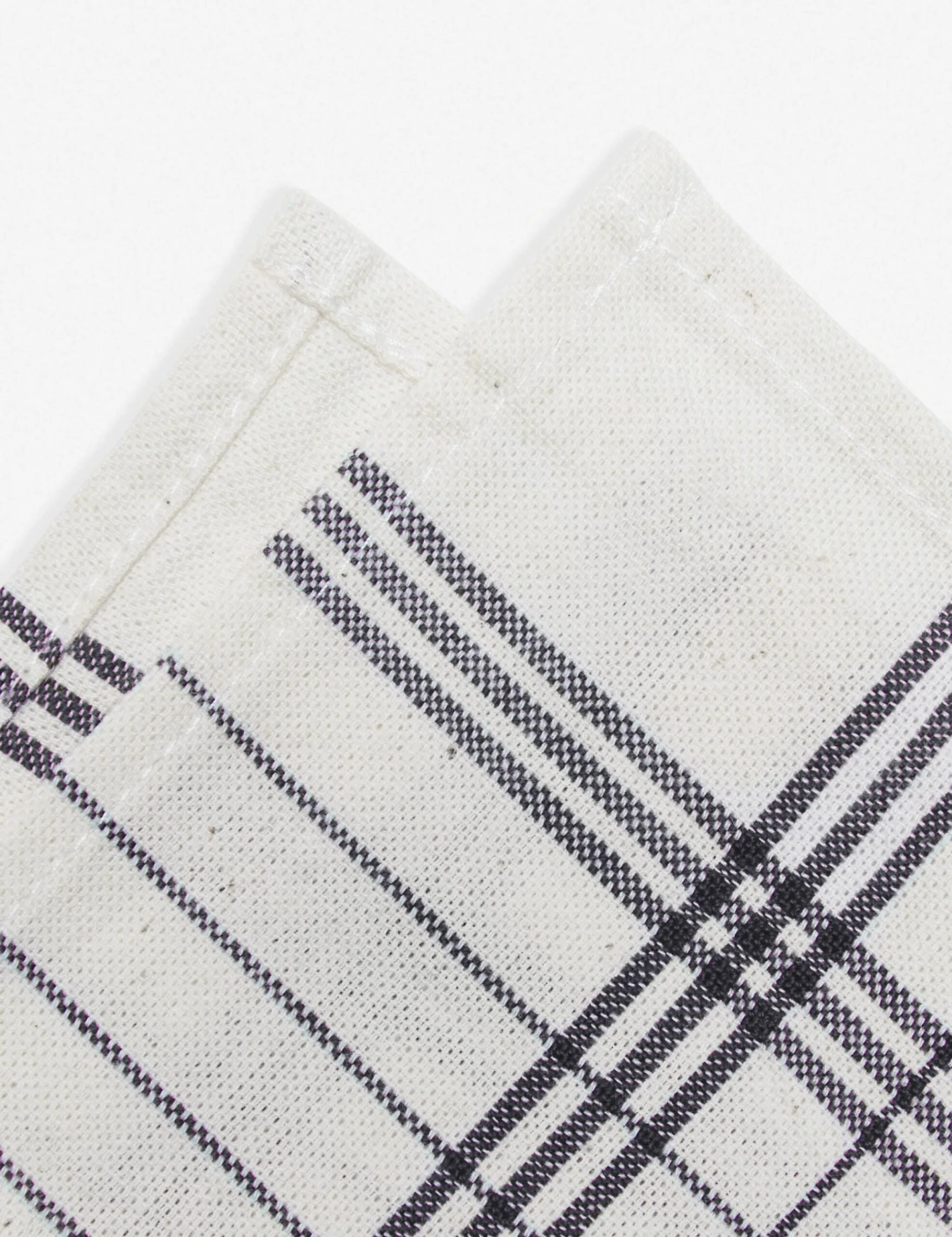 French Lattice Napkins (Set Of 4) By Heather Taylor Home 6 French Lattice Napkins (Set Of 4) By Heather Taylor Home - Image 6