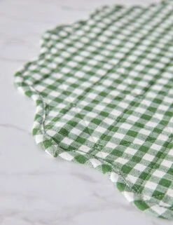 Scallop Placemats By Heather Taylor Home -Home Furnishings Store ScallopPlacemat Hunter 16058
