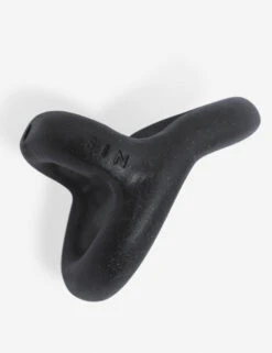 Olo Wall Hook By SIN Ceramics -Home Furnishings Store SinCeramicsOloWallHook Black 5224
