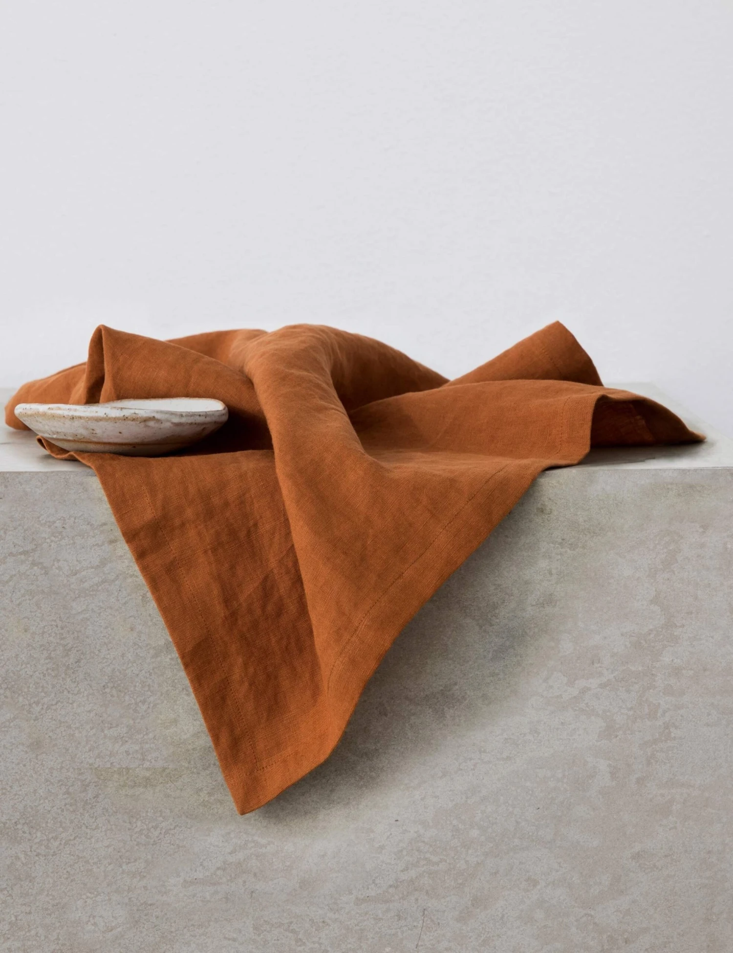 Linen Table Napkins (Set Of 4) By Cultiver 5 Linen Table Napkins (Set Of 4) By Cultiver - Image 5