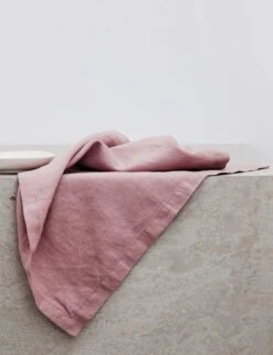 Linen Table Napkins (Set Of 4) By Cultiver 22 Linen Table Napkins (Set Of 4) By Cultiver -Home Furnishings Store cultiver linen table napkins set of 4 dusk 1