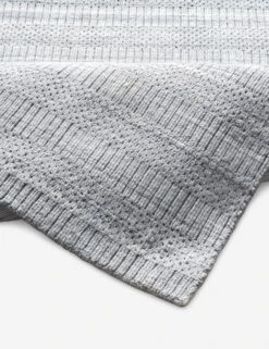 Darian Indoor / Outdoor Rug -Home Furnishings Store hck2301 fold